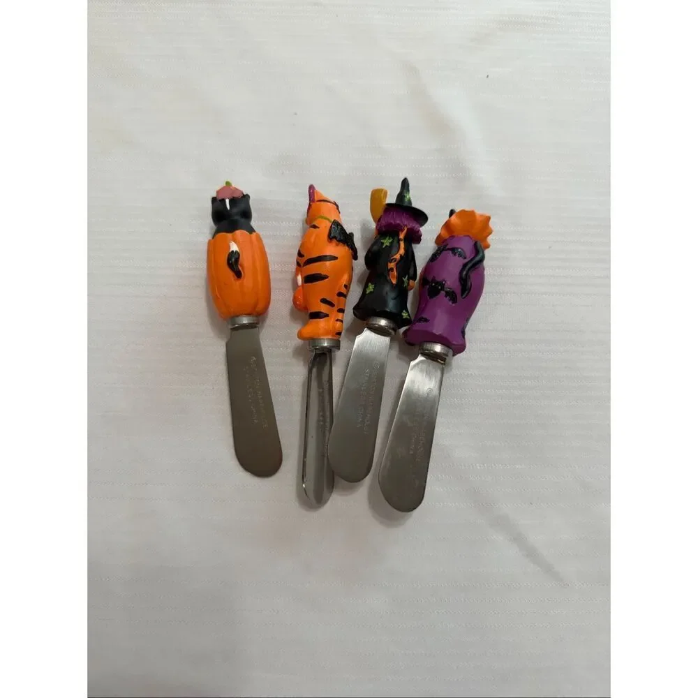 Supreme Housewares 4-piece Halloween spooky cheese spreader set